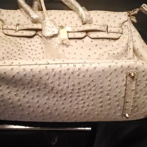 Elegant Grey Handbag Penelope Brand